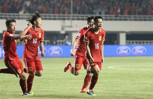 中国男足vs卡塔尔直播